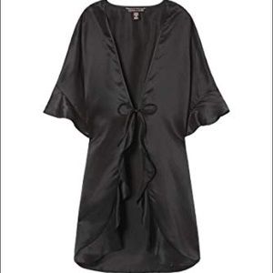 Victoria's Secret Intimates & Sleepwear - NWT Black Victoria Secret Very Sexy Kimono Robe Victoria's Secret Intimates & Sleepwear - NWT Black Victoria Secret Very Sexy Kimono Robe